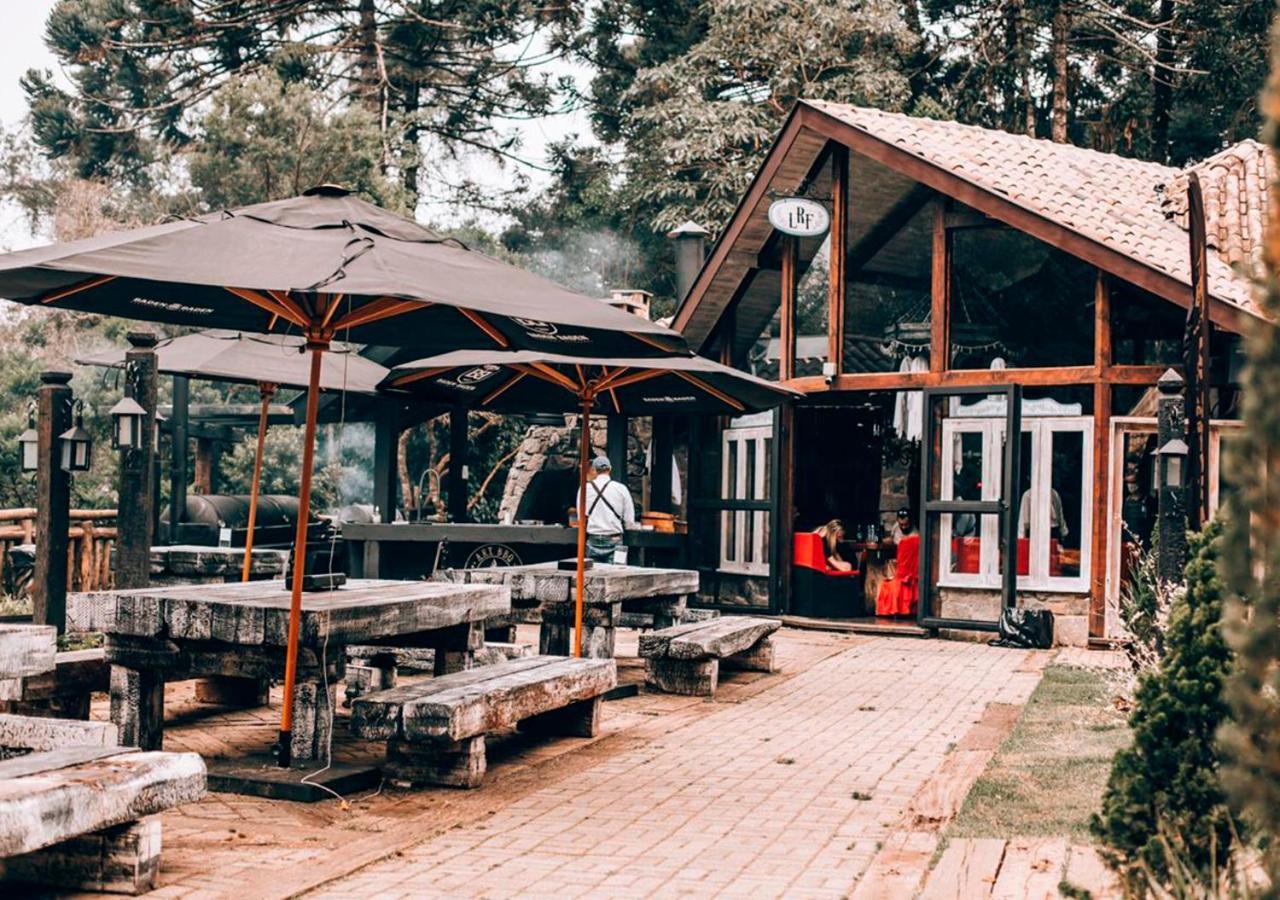 Art Lodge กังโปสดูจอร์เดา ภายนอก รูปภาพ