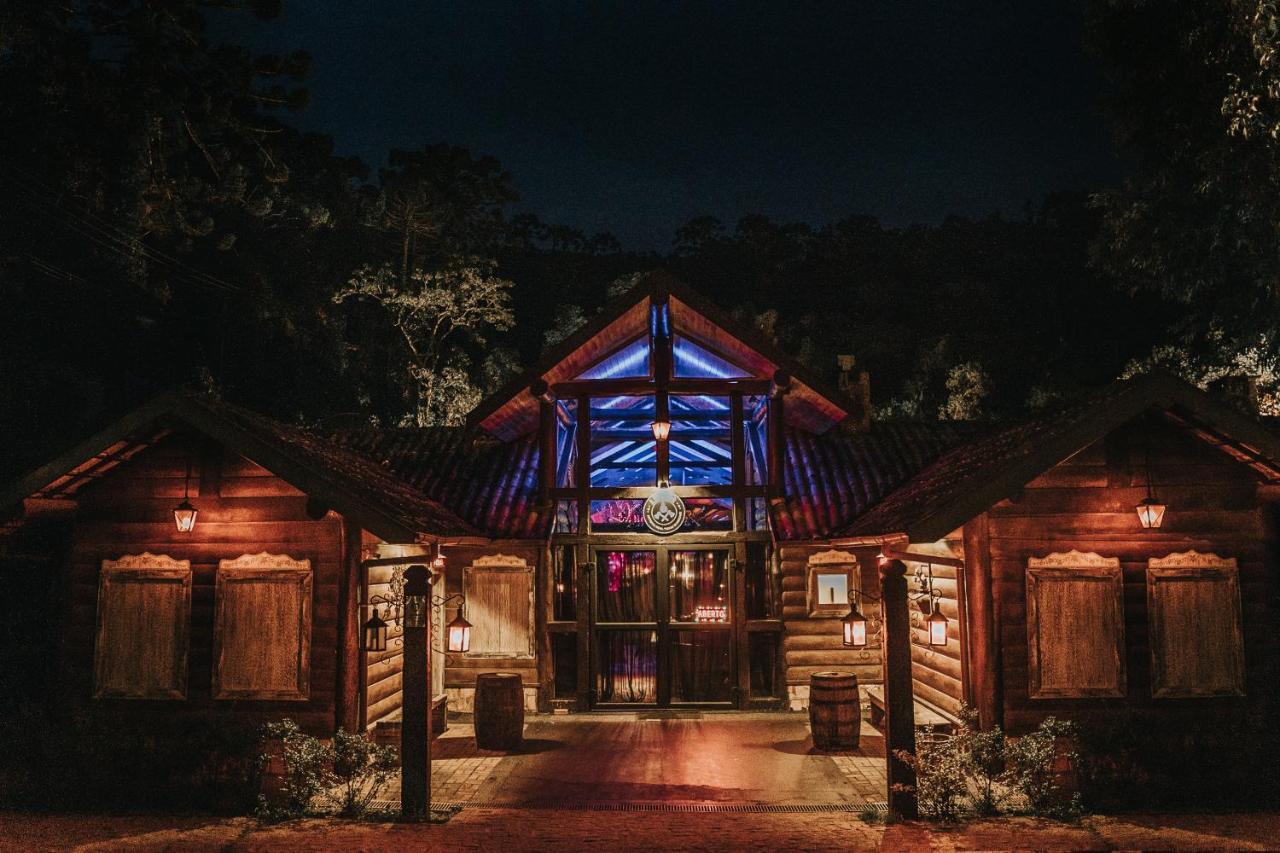 Art Lodge กังโปสดูจอร์เดา ภายนอก รูปภาพ