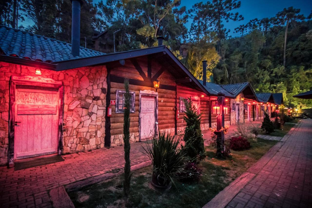 Art Lodge กังโปสดูจอร์เดา ภายนอก รูปภาพ