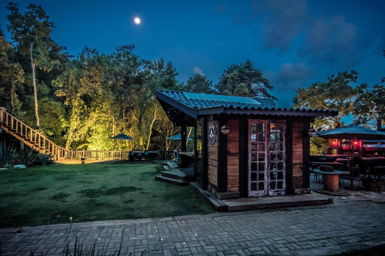 Art Lodge กังโปสดูจอร์เดา ภายนอก รูปภาพ